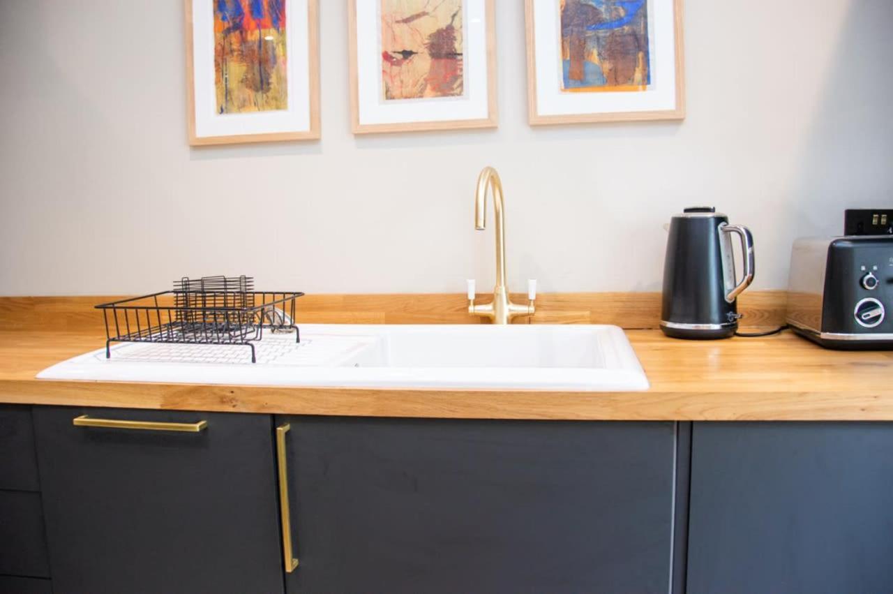 Unique 2 Bed In The Heart Of Bath With Parking Apartment Exterior foto