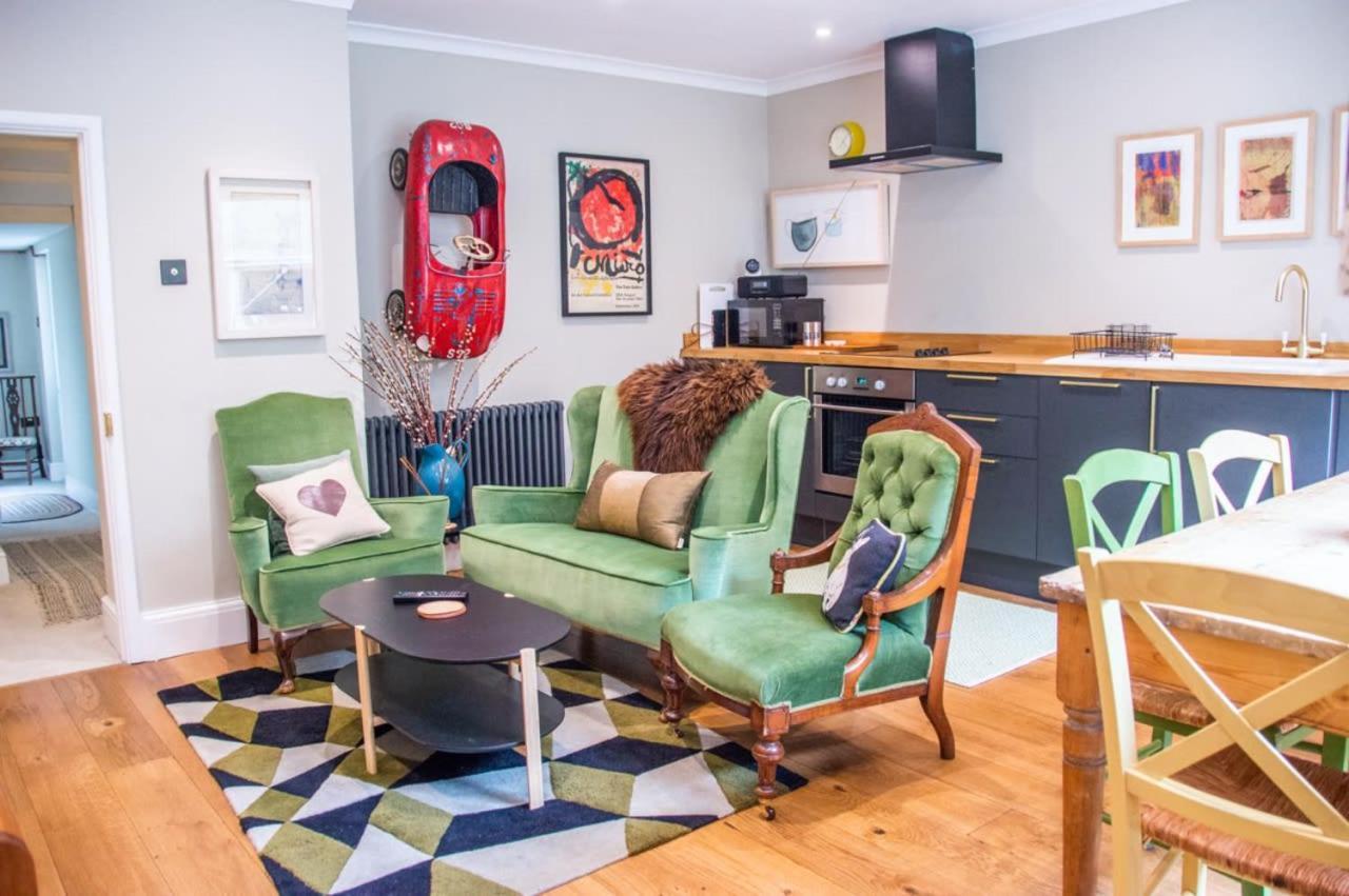 Unique 2 Bed In The Heart Of Bath With Parking Apartment Exterior foto