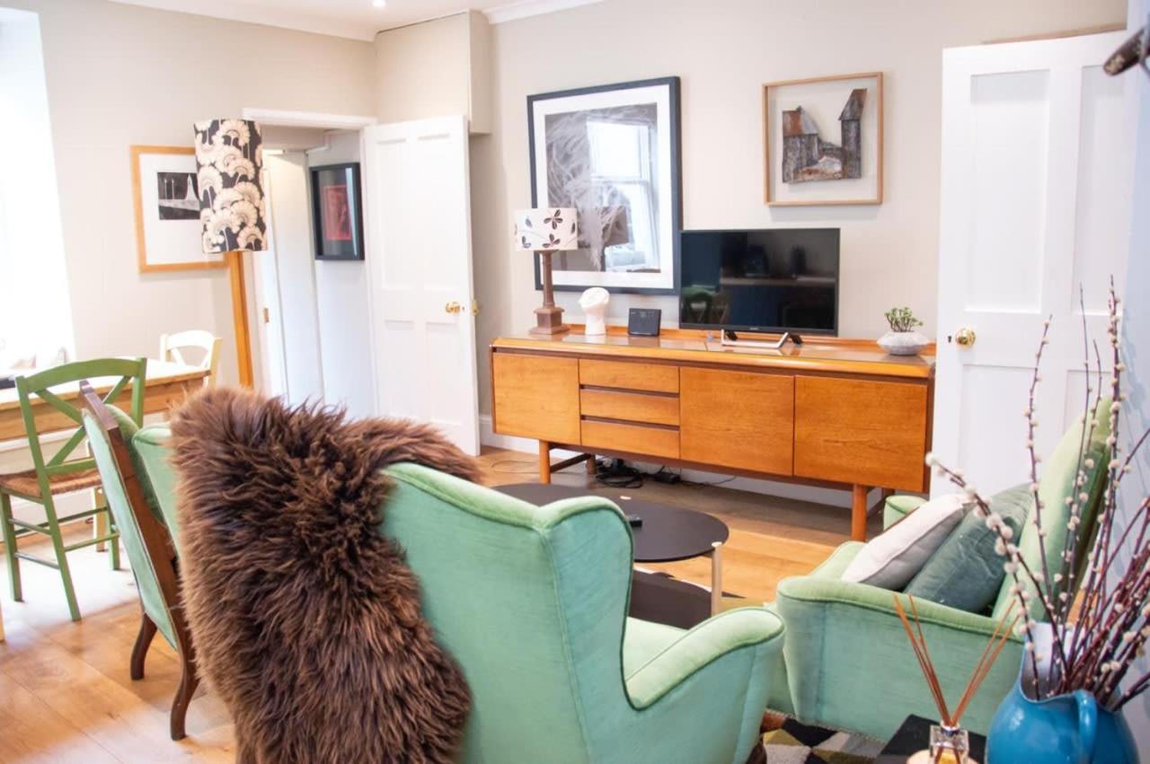 Unique 2 Bed In The Heart Of Bath With Parking Apartment Exterior foto