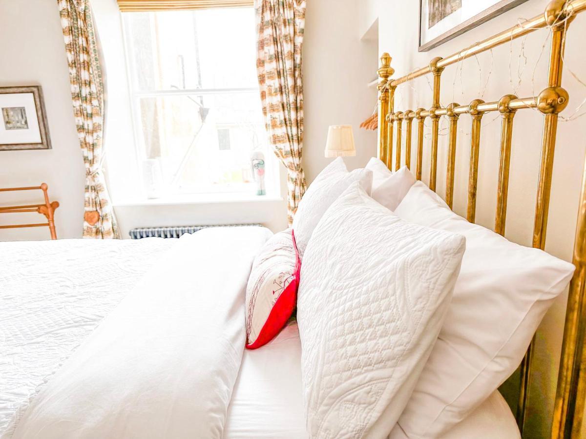 Unique 2 Bed In The Heart Of Bath With Parking Apartment Exterior foto